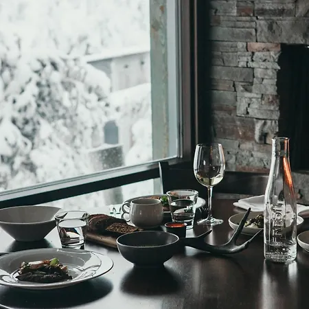 Hotel Peak - Boutique & Restaurant