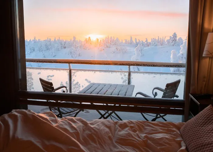 Peak - Boutique & Restaurant روكا